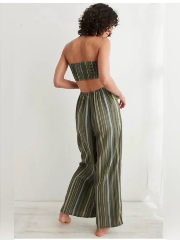 Aerie Strapless Smocked Linen Blend Green Jumpsuit size Small - Image 2