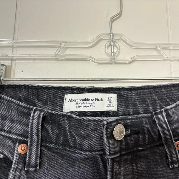 Abercrombie & Fitch The 90’s Straight Ultra High Rise Black Jeans Size 4 Raw Hem - Image 5
