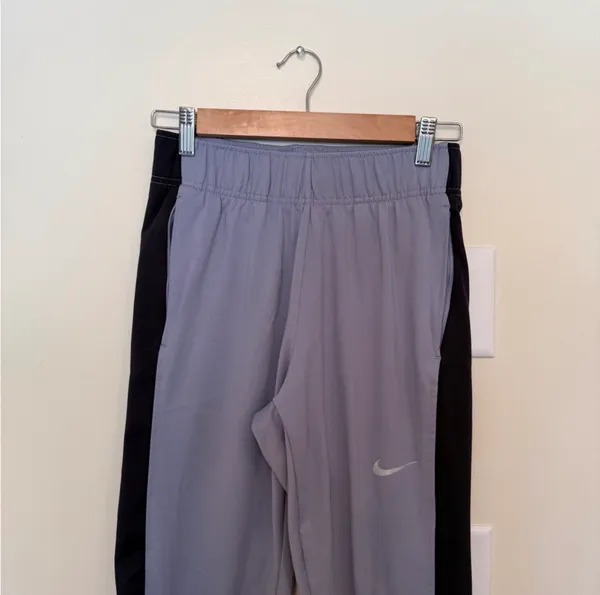 Nike purple regular rise therma fit running joggers - Image 3