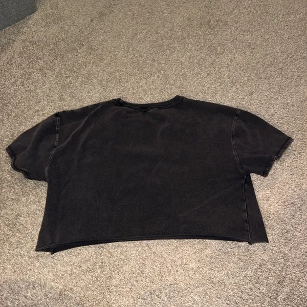 La Hearts Black Crop Top - Image 3