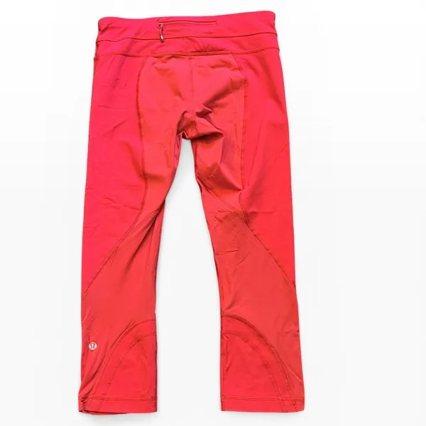 Lululemon Run Inspire Crop II Love Red Mesh Panel Running Leggings‎ Size 6/4 M/S - Image 2