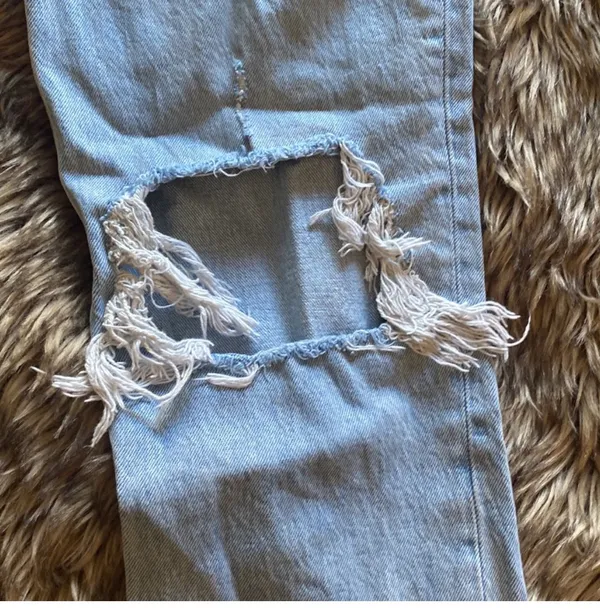 Abercrombie Ripped Jeans - Image 3