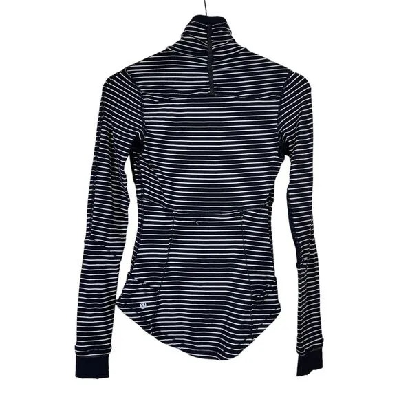 Lululemon Women Sz 2 Base Runner 1/2‎ Zip Black White Running Top Pullover - Image 4