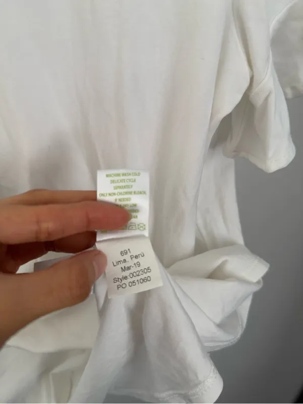 Lilly Pulitzer Small Ruffle Sleeve Scoop Neck Tee White Pima Cotton Preppy - Image 4