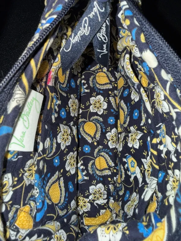 Vintage Vera Bradley Retired Ellie Blue Pattern‎ Quilted Shoulder Bag - Image 4