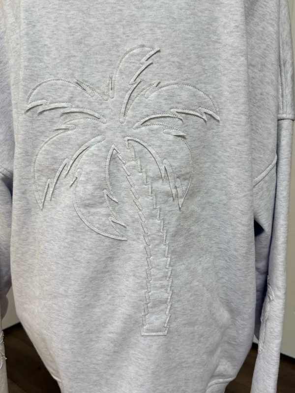 Full Tilt So Soft Women’s Gray Fleece palm tree appliqué Hooded sweatshirt XL - Image 6