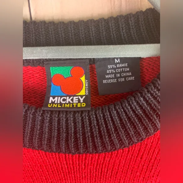 Vintage‎ 90s Mickey Mouse Sweater Size Medium Red - Image 4