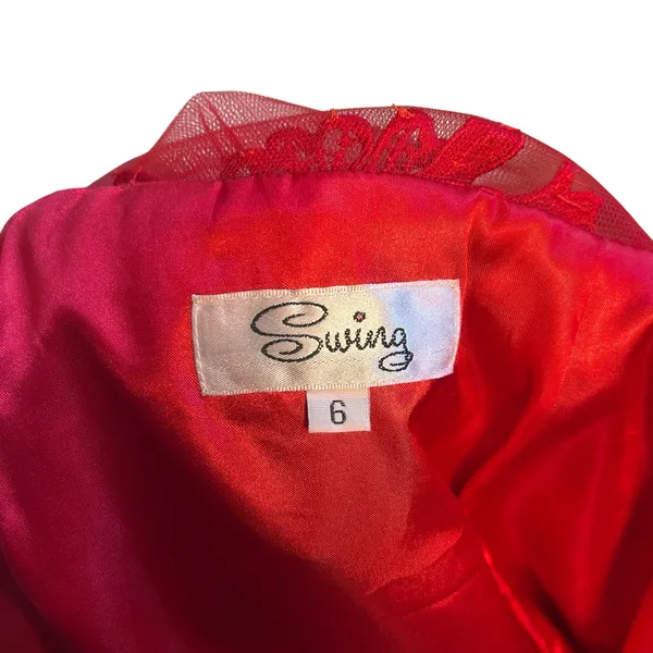Swing Red Floral Lace Illusion Prom Gown Size 6 - Image 4