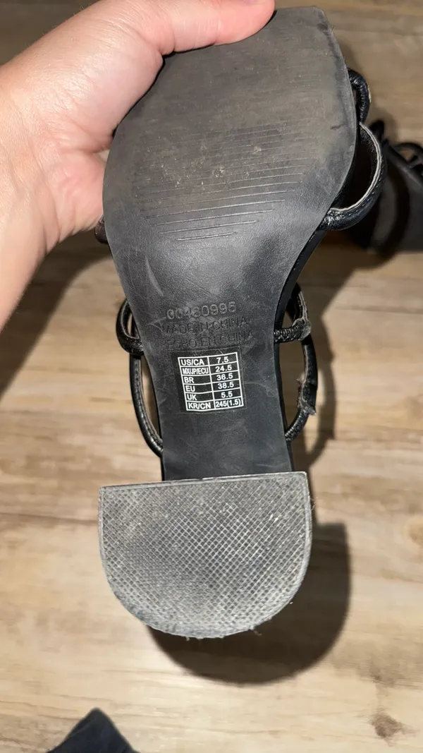 Black heels forever, 21 - Image 4