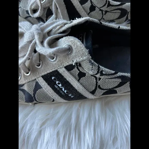 Coach Signature Canvas Sneakers size 8 - Image 3