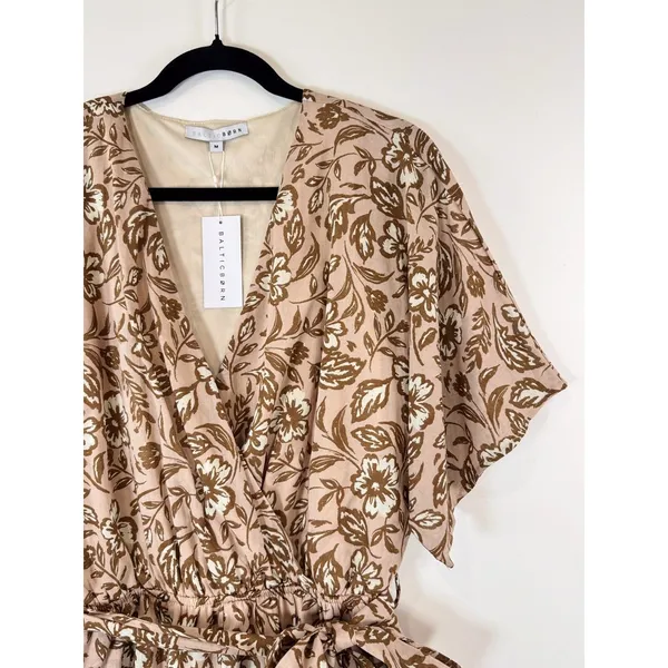 NWT Baltic Born Romper Brown Connor Taupe Floral V Neck Short Sleeve Boho Medium - Image 8