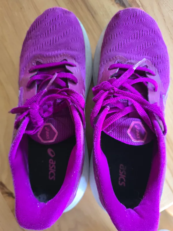 ASICS Women's Fuchsia/Pink Cushioned Running Shoes Size 5.5 - Image 8
