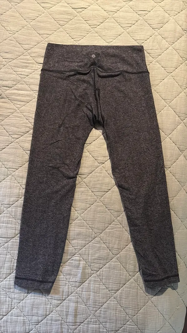 Lululemon Leggings - Image 4