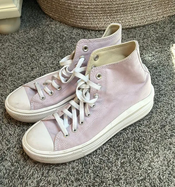Converse Lavender High Top Platform - Image 3