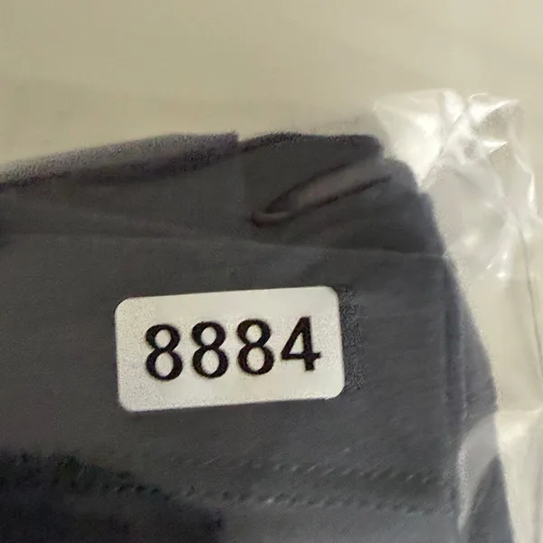 Lululemon Vitasea Long Sleeve Scoop Neck Top Black Size 2 Thumbholes 8884 - Image 9
