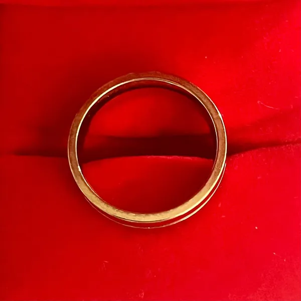 Beveled Yellow Gold Polished Finish 6mm Band Size 9 - Image 3