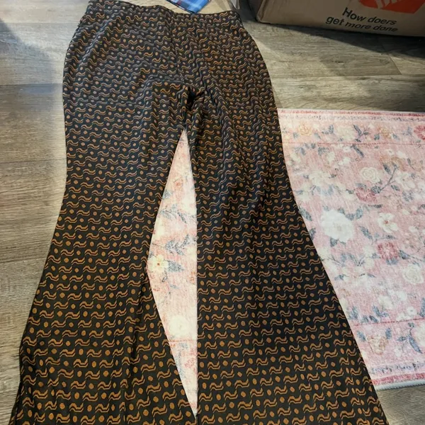 Anthropologie Sabine Flare Pants‎ Brown Black Motif Size Medium - Image 5