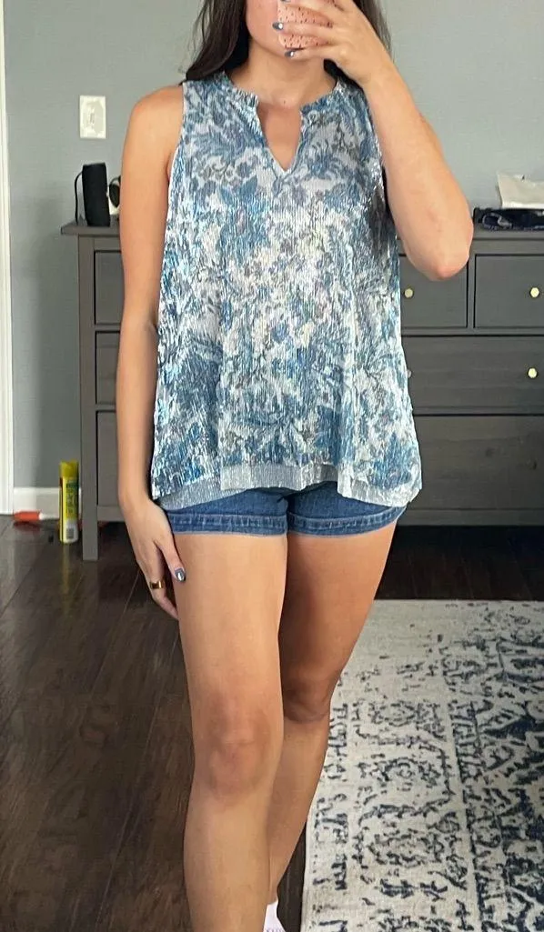 Anthropologie Shimmering Floral Blouse - Image 12