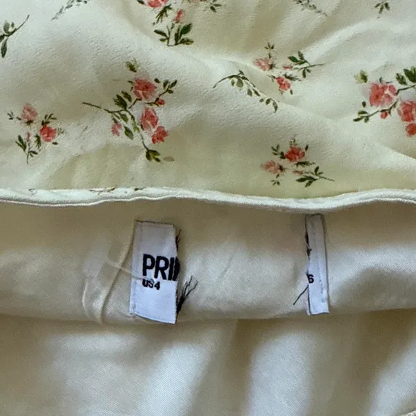 Princess Polly Maryanna maxi baby yellow floral dress with flutter sleeves - Image 5
