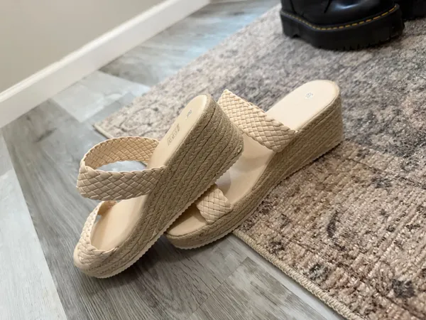 Platform wedges Tan Size 8.5 - Image 2