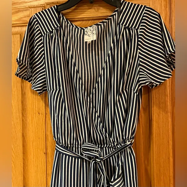 Naif by Anthropologie Blue & White Stripe‎ V-Neck Ruffle Tie Wrap Dress Small - Image 4