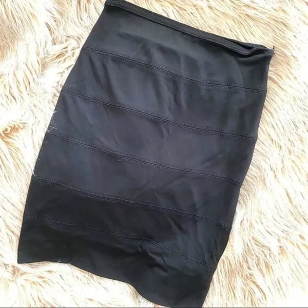 ZARA Woman Black Pencil Skirt Sz XS‎ - Image 2