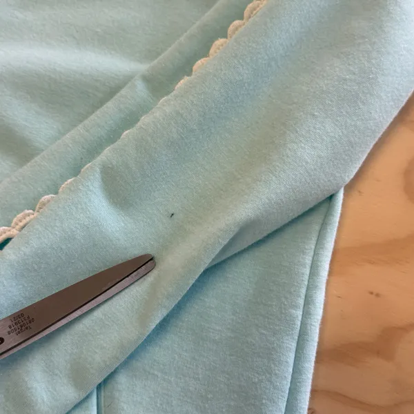 Lilly Pulitzer Skipper Popover Pullover with Crochet Lace Sleeve Detail‎ Small - Image 13