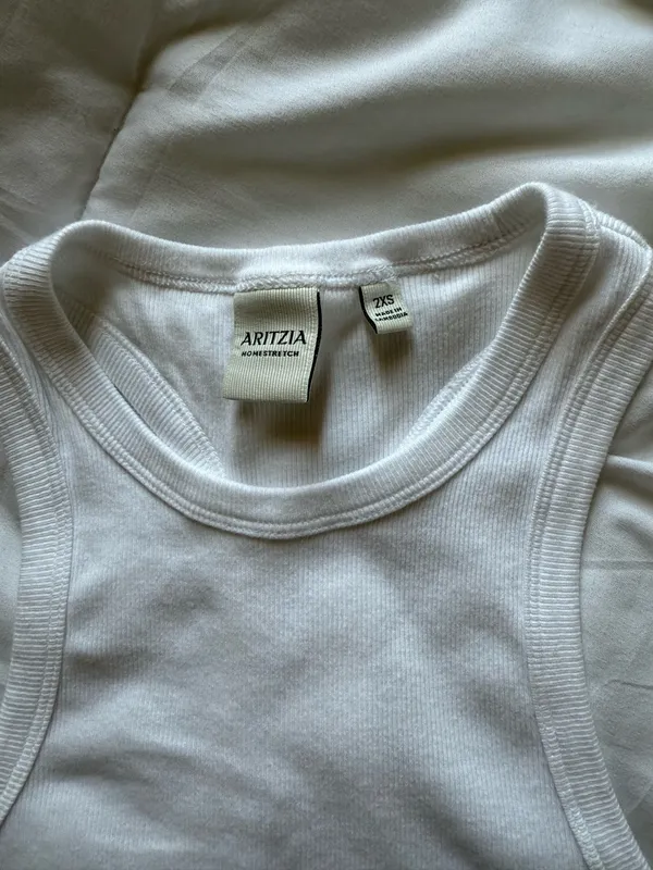 Aritzia Tank Top - Image 3