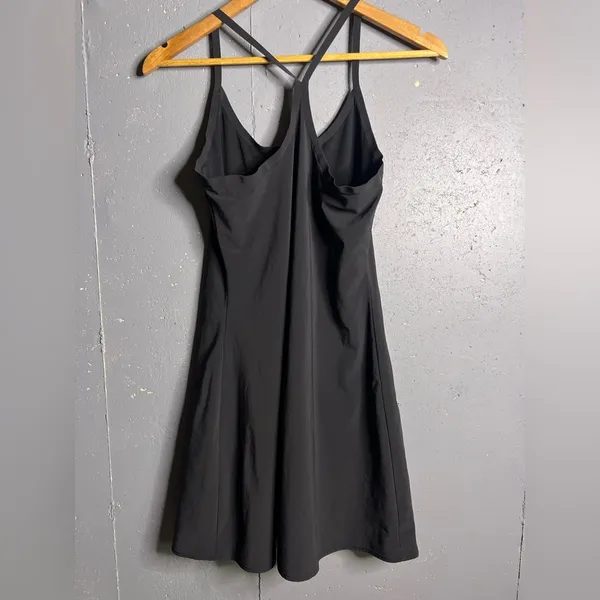 Outdoor Voices black workout dress. Size XSmall - Image 3