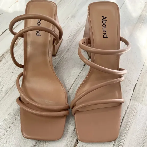 Abound Austyn Tubular Strappy Block Heeled Sandal Tan Mocha Size 9 NEW - Image 4