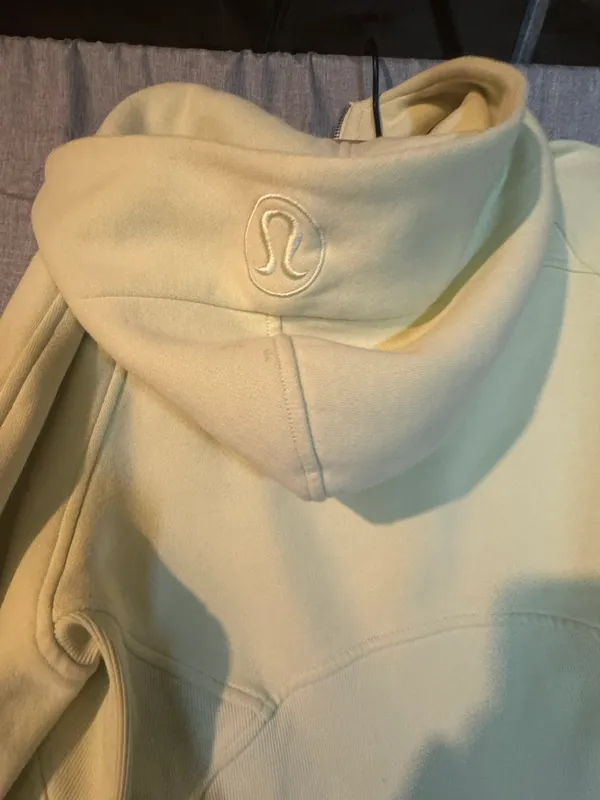 yellow /green Xs small half zip scuba - Image 7