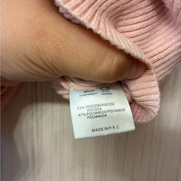 Brandy Melville Pink Ribbed Mock Neck Cropped Sweater‎ Small - Image 3