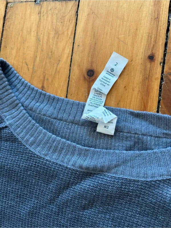 ☀️3/$25 Lululemon Chai Time Pullover 2 gray cashmere blend sweater - Image 4