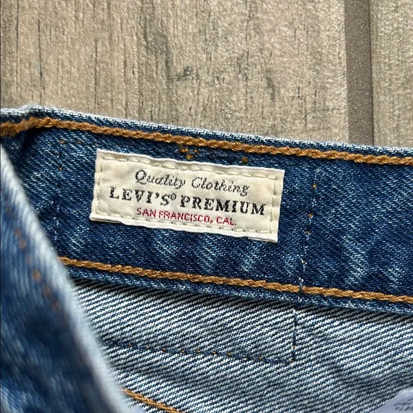 Levi's Relaxed Ripped Blue Denim Jeans - Image 2