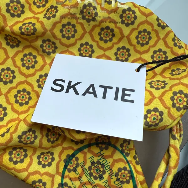 SKATIE Bikini Bottoms sz M‎ Yellow Floral Tile Print Sustainable Swimwear NWT - Image 5