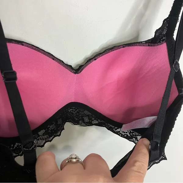 PINK Victoria’s Secret black lace padded bralette size small (D-DD cup) sexy‎ - Image 6