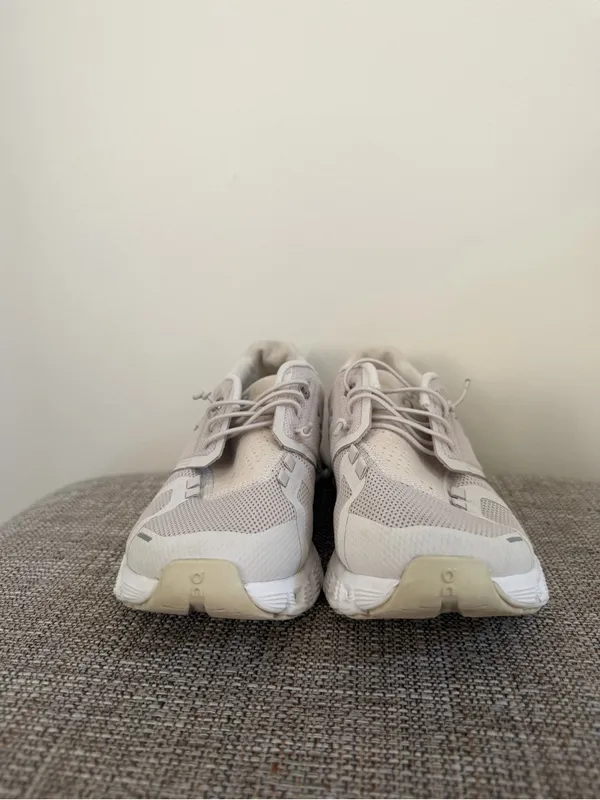 On cloud - Image 6