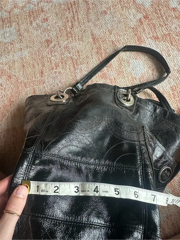 Y2K vintage coach Alex stitched patent leather tote black - Image 7