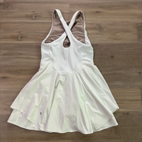 Lululemon Court Crush Dress Women Size 6 White - Image 3