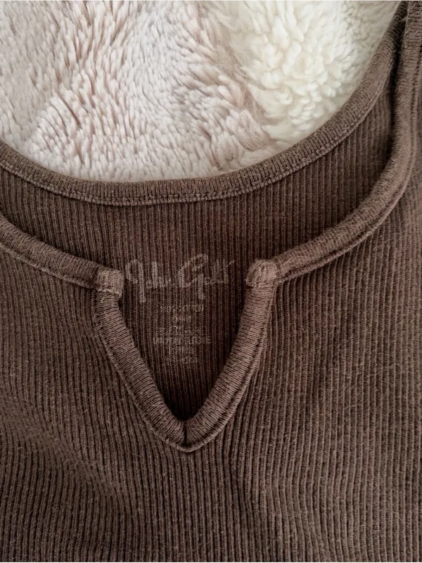 Brandy Melville Brown Ribbed Tank Top - Image 2