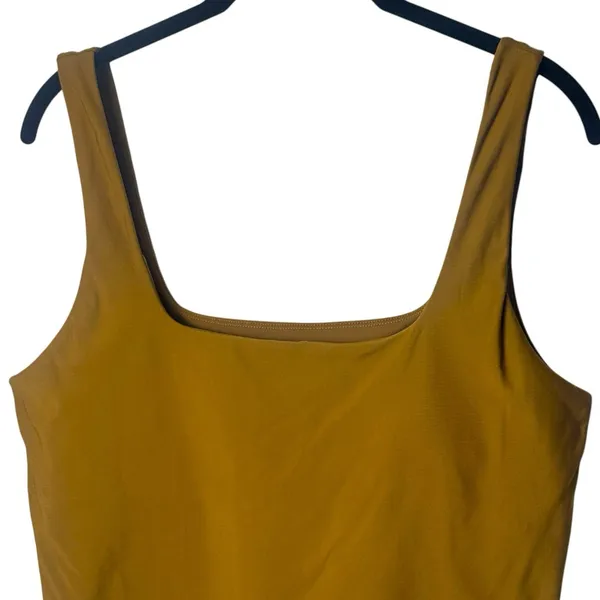 Fabletics Lydia Built In Bra Tank‎ Golden Dijon Athletic Comfort Stretch XL/XXL - Image 3