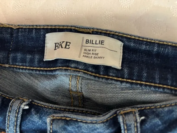 Buckle BKE Jeans - Image 4
