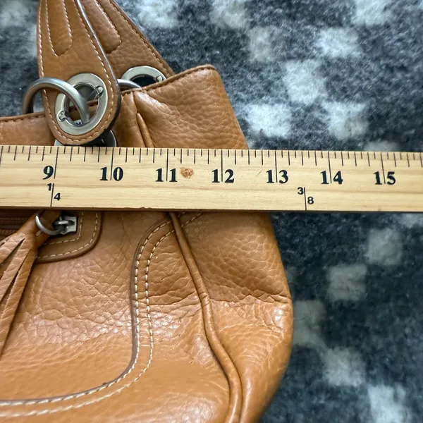 Tommy Hilfiger Y2k Tan Leather Going‎ Out Ring Shoulder Purse - Image 7