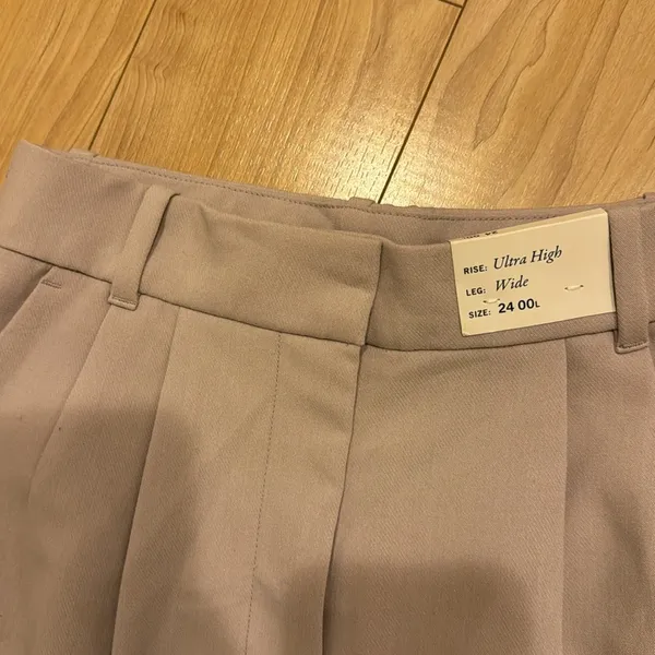Abercombie & Fitch Ultra High Pants - Image 2