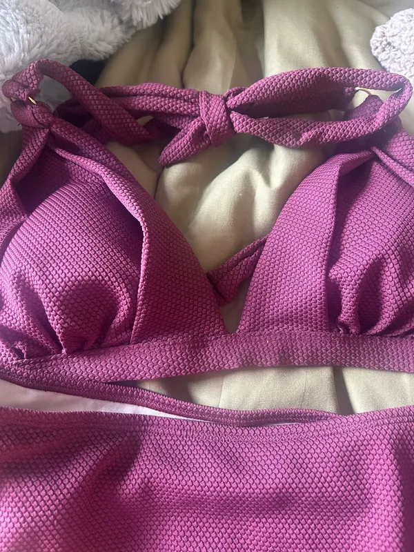 NWOT women’s cupshe wine textured two piece swimsuit size m - Image 4