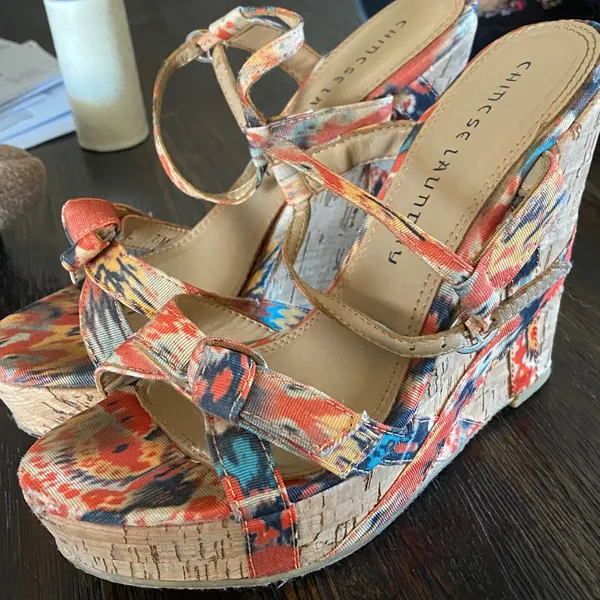 Chinese Laundry Colorful Patterned Wedge Sandals - Image 3