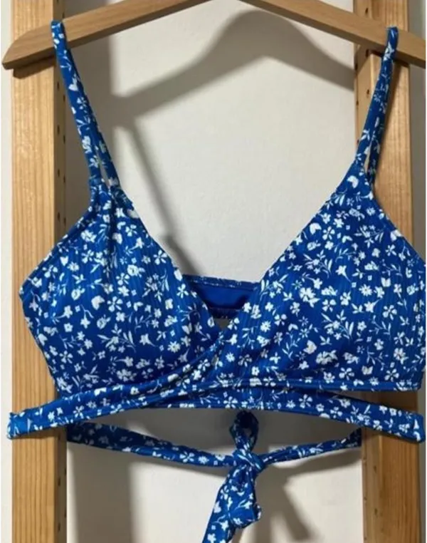Hollister Bikini Top - Image 2
