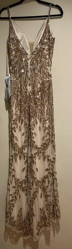 NWT Mac Duggal Style 5107 Plunging Neckline Sequins Gown Dress Gold Nude Size 10 - Image 11