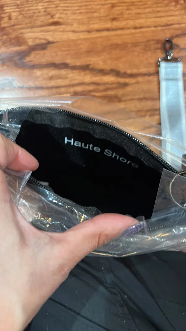 Haute Shore Beth Femme Clutch - Image 8