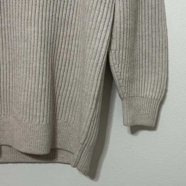 Aritzia Babaton Roger Sweater Size Small Merino Wool Gray Beige V Neck Luxury - Image 6